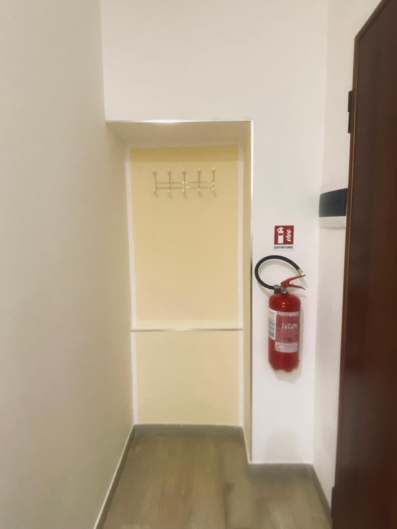 Dimora Giuditta Brindisi Exterior foto